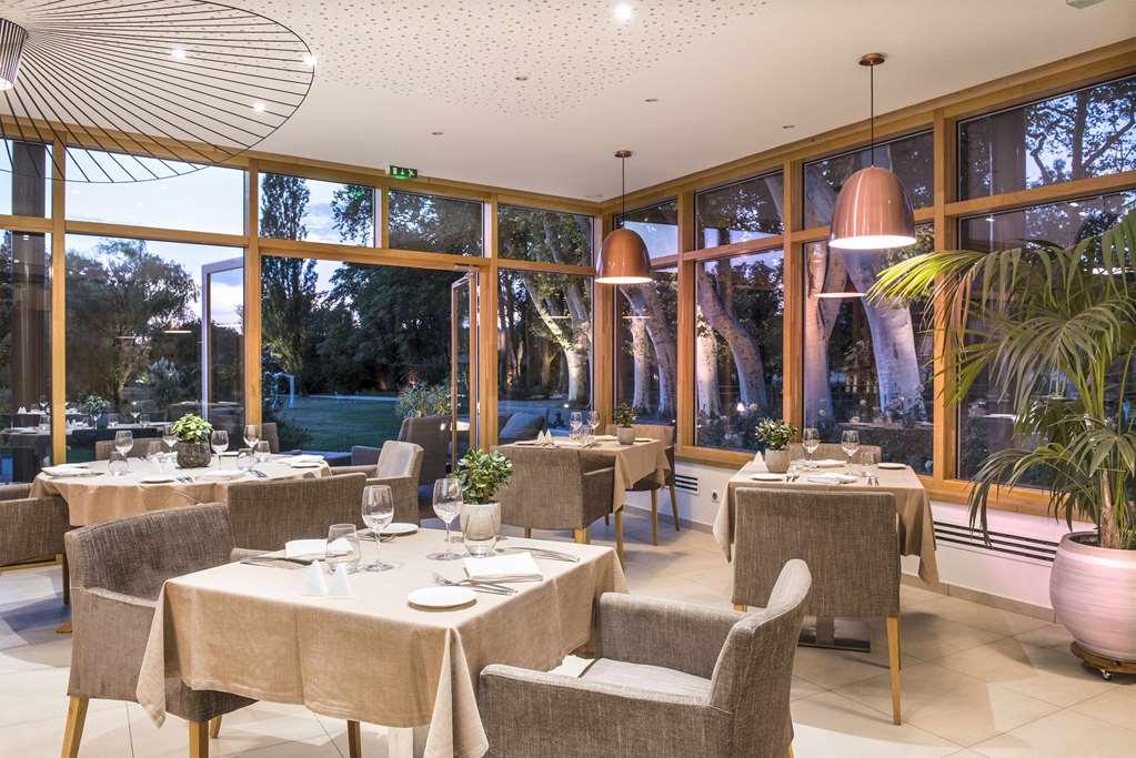 Château De Massillan Uchaux Restaurant foto